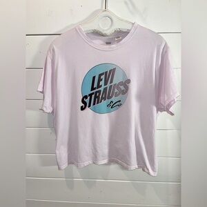 LEVI’S – Pink Graphic Logo T-Shirt – Size XL